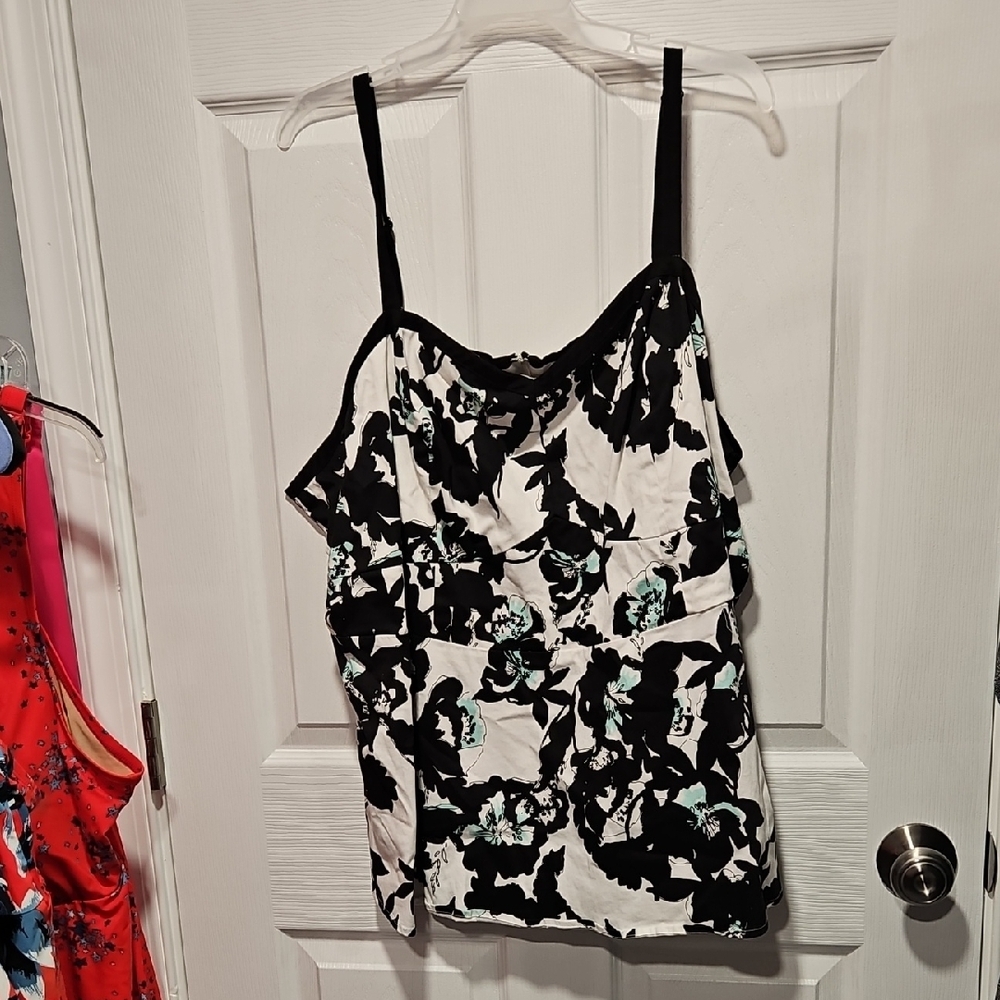 Torrid Black and White Floral Camisole